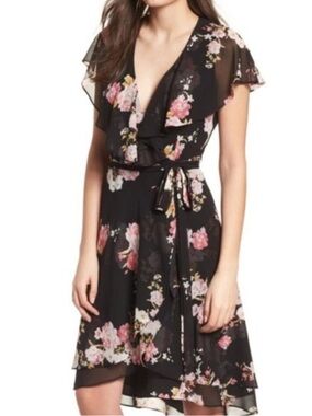WAYF Polermo Wrap Midi Dress in Black Floral s